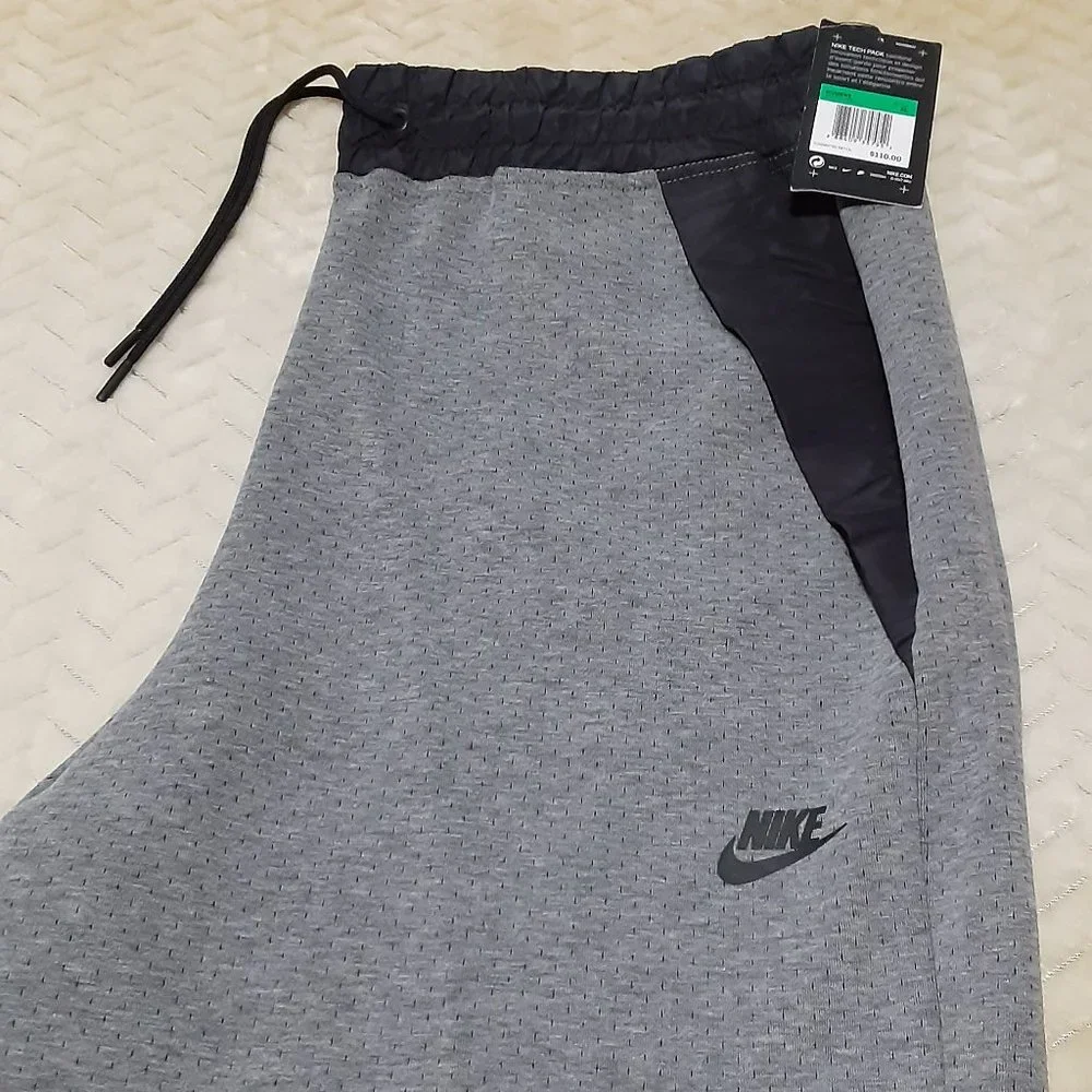 Women's XL Nike Tech Pack Capri Pants Retail $110.00 NWT_8